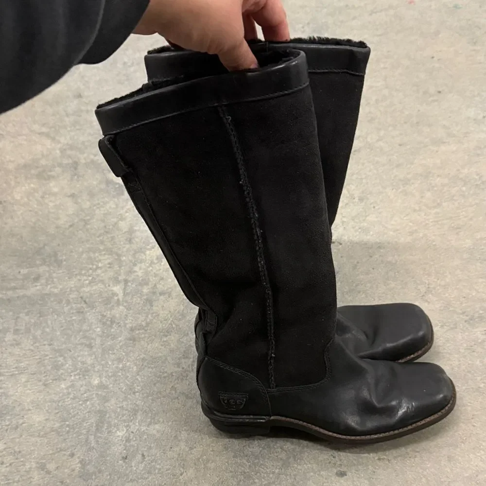 UGG Black Leather and Suede Boots